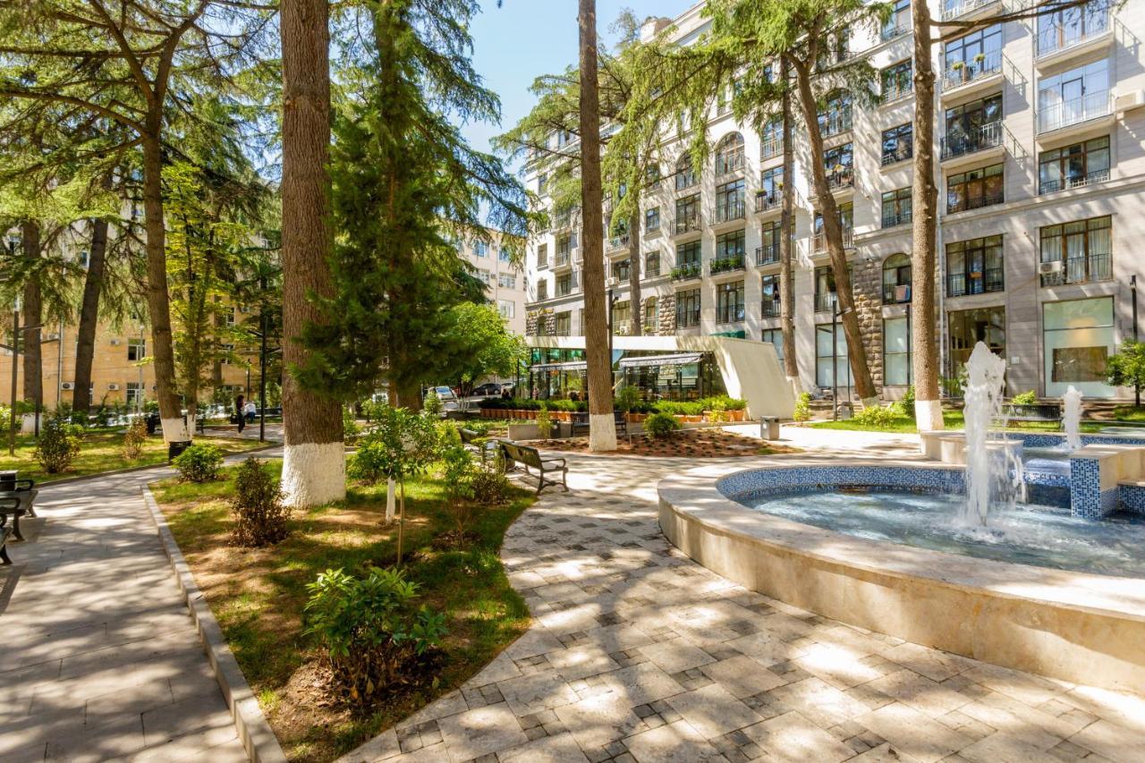 New! - Downtown Apartment Tbilisi Exterior photo